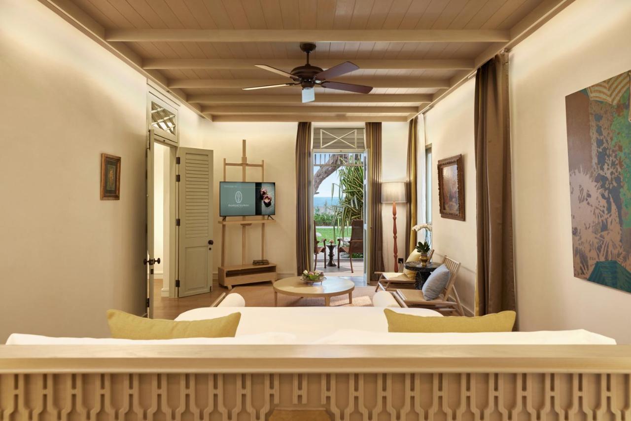 Hotell Charras Bhawan And Residences HHQ